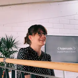 Kira Grund, Ansprechpartnerin für Bewerbungen bei Hypercode | Hypercode, Digital Product Studio, Köln